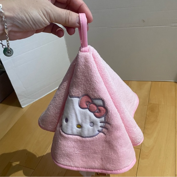 NWT hello kitty plush hanging towel - Picture 5 of 5